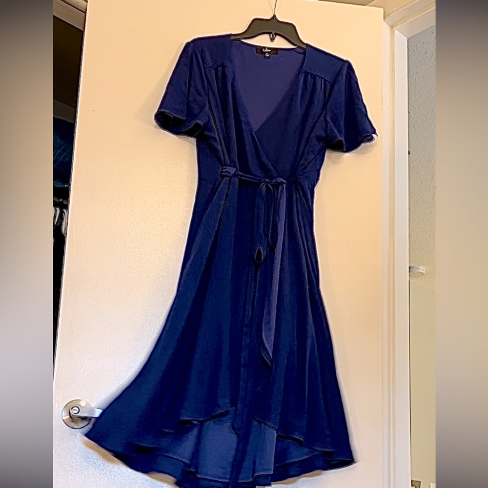 Lulu’s XL Blue Wrap-Front Knee-Length Dress
